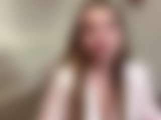 Mia's Live Sex Cam Show