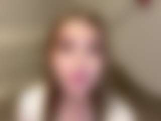 Mia's Live Sex Cam Show