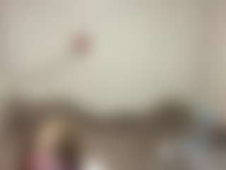 Mia's Live Sex Cam Show