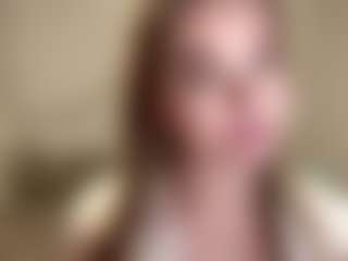 Mia's Live Sex Cam Show