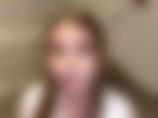Mia's Live Sex Cam Show
