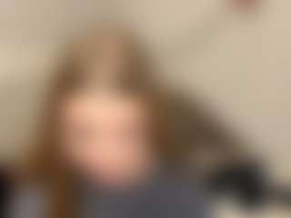 Live cam show with Mia - Brown Hair on Camsoda