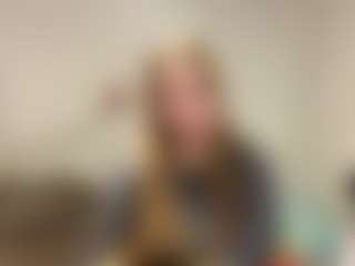 Mia's Live Sex Cam Show