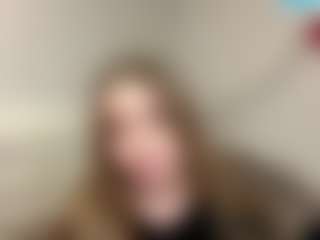 Mia's Live Sex Cam Show