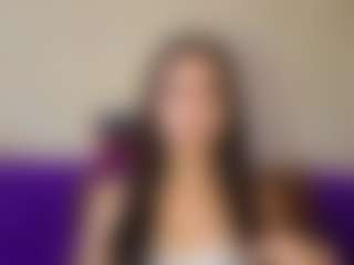 Live cam show with TammaraDelmoral - Teen (18+) on Uber Horny