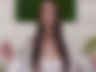 Live cam show with TaraHarris - Small Tits on livesuperchat.net