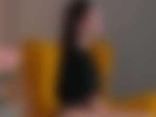 Live cam show with TaraHarris - Yoga on madthumbs