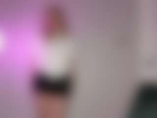 Ella's Live Sex Cam Show