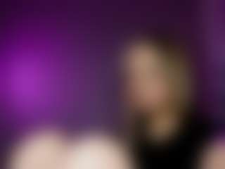 Ella's Live Sex Cam Show