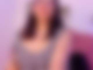 Aria-Rosee's Live Sex Cam Show