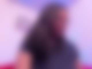Aria-Rosee's Live Sex Cam Show