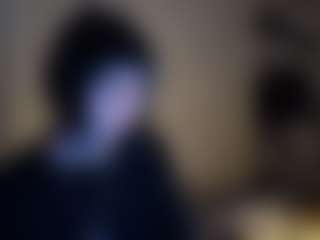 Live cam show with BonnySchatzel - Upskirt on SmokeAndPoke