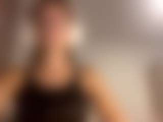 Live cam show with CandisMurdoch - Brown Hair on xfollow cams