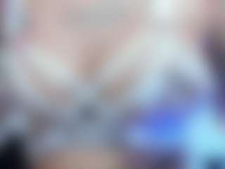 Live cam show with Candy-Lyn - Red Hair on Milf Play