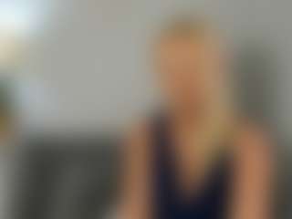 Live cam show with ClareHotMature - Natural on googirlz