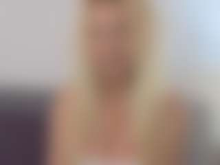 ClareHotMature's Live Sex Cam Show