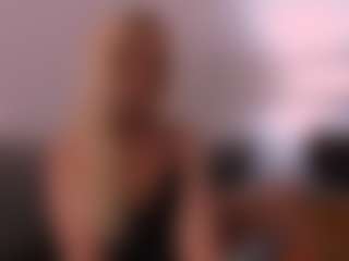 Live cam show with ClareHotMature - Granny BBW on Stripli.com