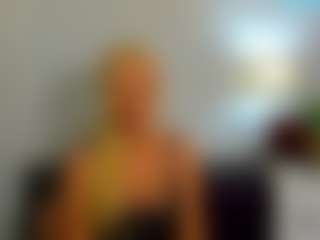 Live cam show with ClareHotMature - Granny Big Tits on Fling VIP Chat