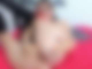 emmillyy20's Live Sex Cam Show