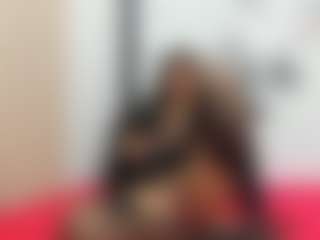 emmillyy20's Live Sex Cam Show