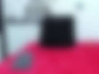 emmillyy20's Live Sex Cam Show