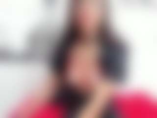 emmillyy20's Live Sex Cam Show