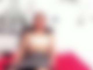 Live cam show with emmillyy20 - Eating Pussy on camwithhim.com