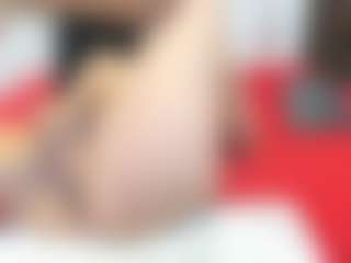 emmillyy20's Live Sex Cam Show