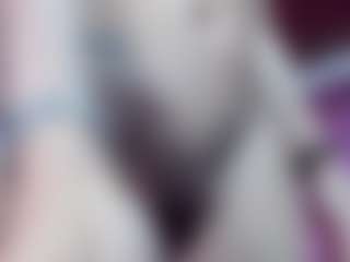 Live cam show with emmillyy20 - Facial Piercings on friskycurves.com