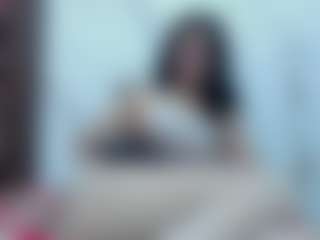 emmillyy20's Live Sex Cam Show