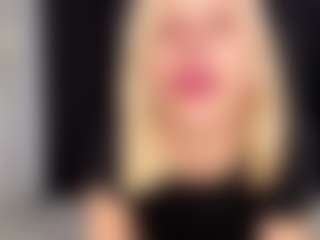 MarhtaNugent's Live Sex Cam Show
