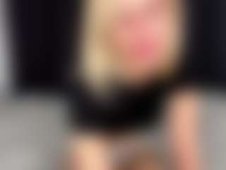MarhtaNugent's Live Sex Cam Show