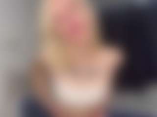 MarhtaNugent's Live Sex Cam Show