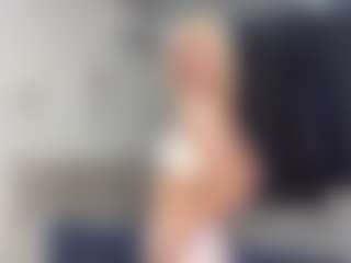 MarhtaNugent's Live Sex Cam Show