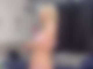 MarhtaNugent's Live Sex Cam Show
