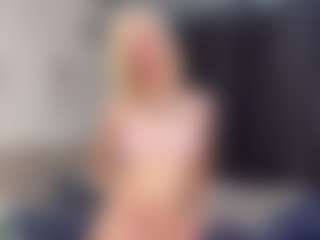 MarhtaNugent's Live Sex Cam Show