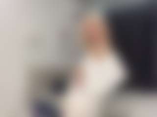 MarhtaNugent's Live Sex Cam Show