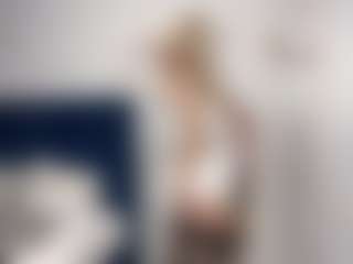 MarhtaNugent's Live Sex Cam Show
