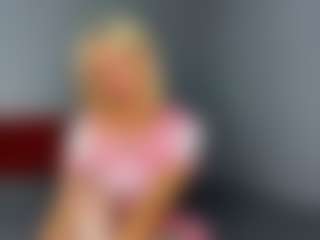 MarhtaNugent's Live Sex Cam Show