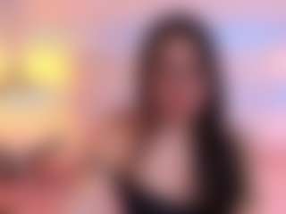 Live cam show with Mia-Wils - Green Eyes on CamSodaAdn