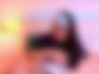 Live cam show with Mia-Wils - Double Penetration on Camming Site
