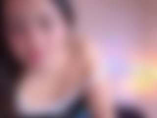 Live cam show with Mia-Wils - Green Eyes on Camsoda