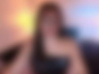 Live cam show with Mia-Wils - Domination on camgirlchat.live