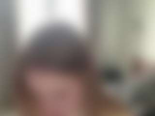 Live cam show with AndreaMordeci - Blonde Hair on livesuperchat.net