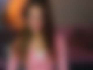 Live cam show with Caroline - Green Eyes on Sweet Sext