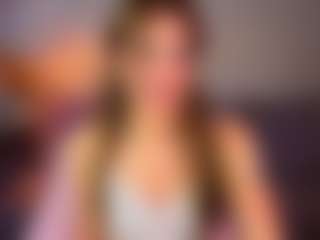 Live cam show with Caroline - Pantyhose on AdultVida.com