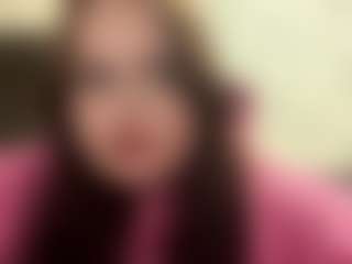 Live cam show with EmmaSheets - Green Eyes on Hubzter Live