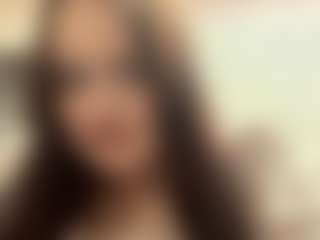 Live cam show with EmmaSheets - Deepthroat on Free Soda
