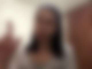 Live cam show with EvitaSarconi - New Brown Eyes on Camsoda