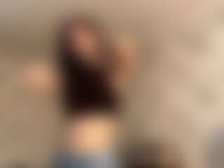 Live cam show with KenaFreiler - Blowjob on madthumbs